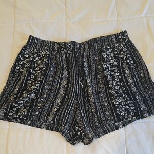 BeBop Black Floral-Stripe High Waist Women’s Shorts